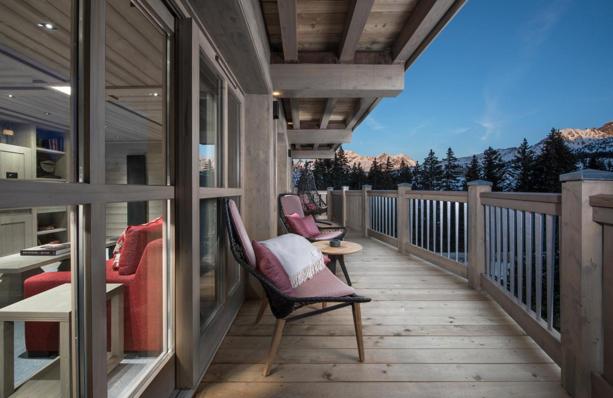 Hotel Le K2 Altitude Courchevel Exterior photo