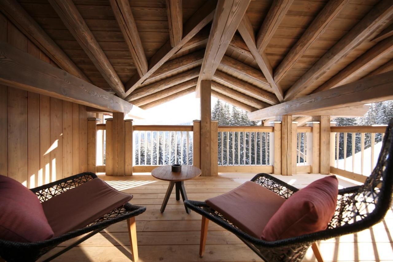 Hotel Le K2 Altitude Courchevel Exterior photo